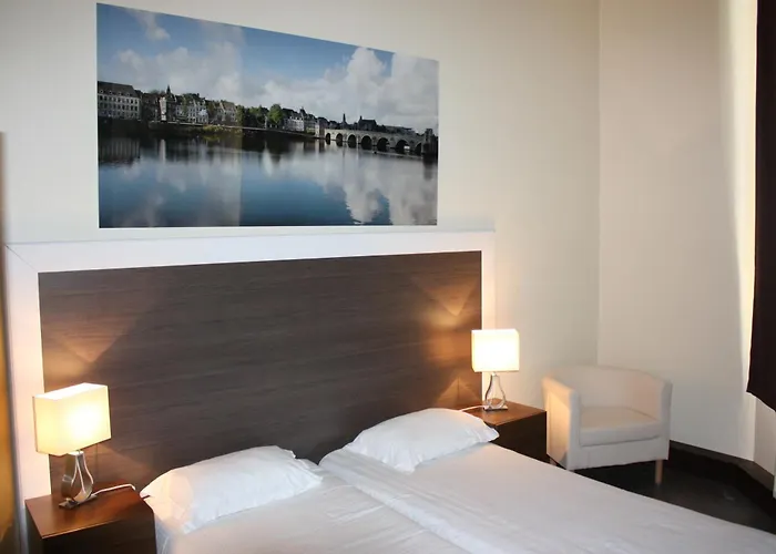 Sansa Маастрихт