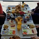 Hotel Sansa *