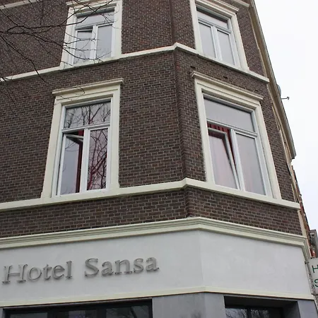 Hotell Sansa *